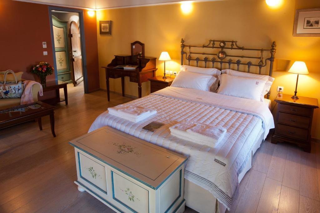 Mavromichalai Hotel Liménion Værelse billede