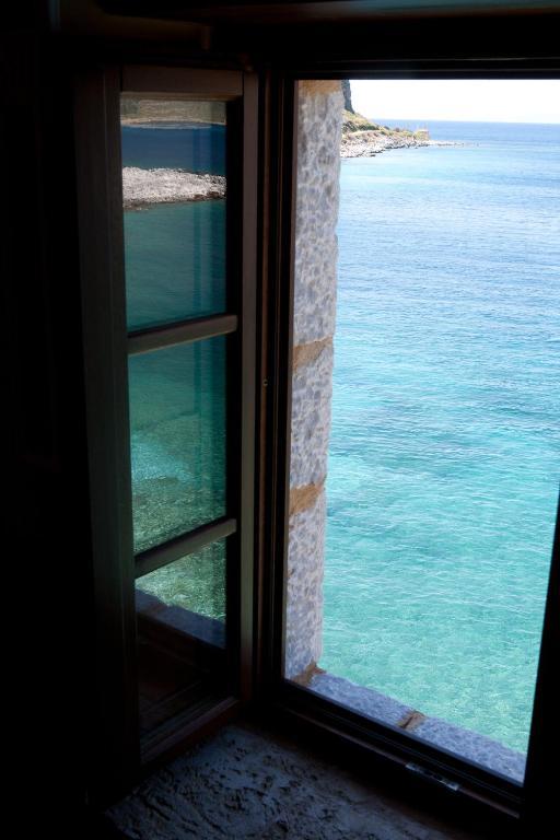 Mavromichalai Hotel Liménion Værelse billede