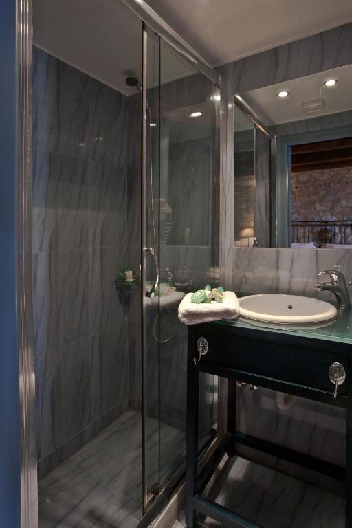 Mavromichalai Hotel Liménion Værelse billede