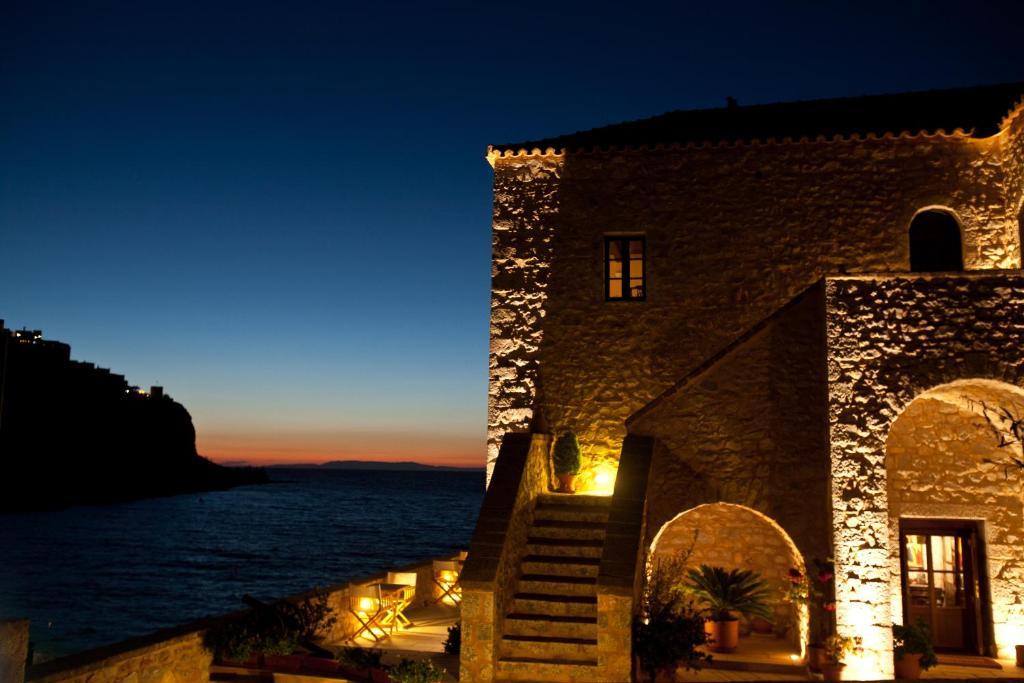 Mavromichalai Hotel Liménion Eksteriør billede